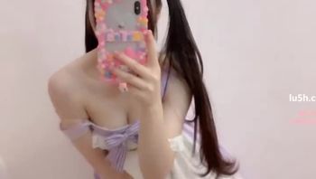 蔡小熊是誰？蔡小熊又叫小野櫻，是鬥魚的女主播
