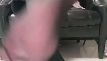 易直播女主播軟軟私拍福利，給你吃黑絲jiojio