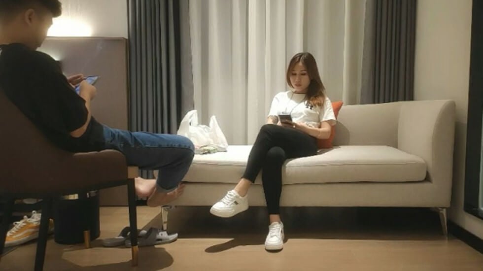 安排个泰国妹子颜值服务不错,乳推舔菊来一套,翘起屁股口交,后入侧入姿势换着操 安排个泰国妹子颜值服务不错,乳推舔菊来一套,翘起屁股口交,后入侧入姿势换着操